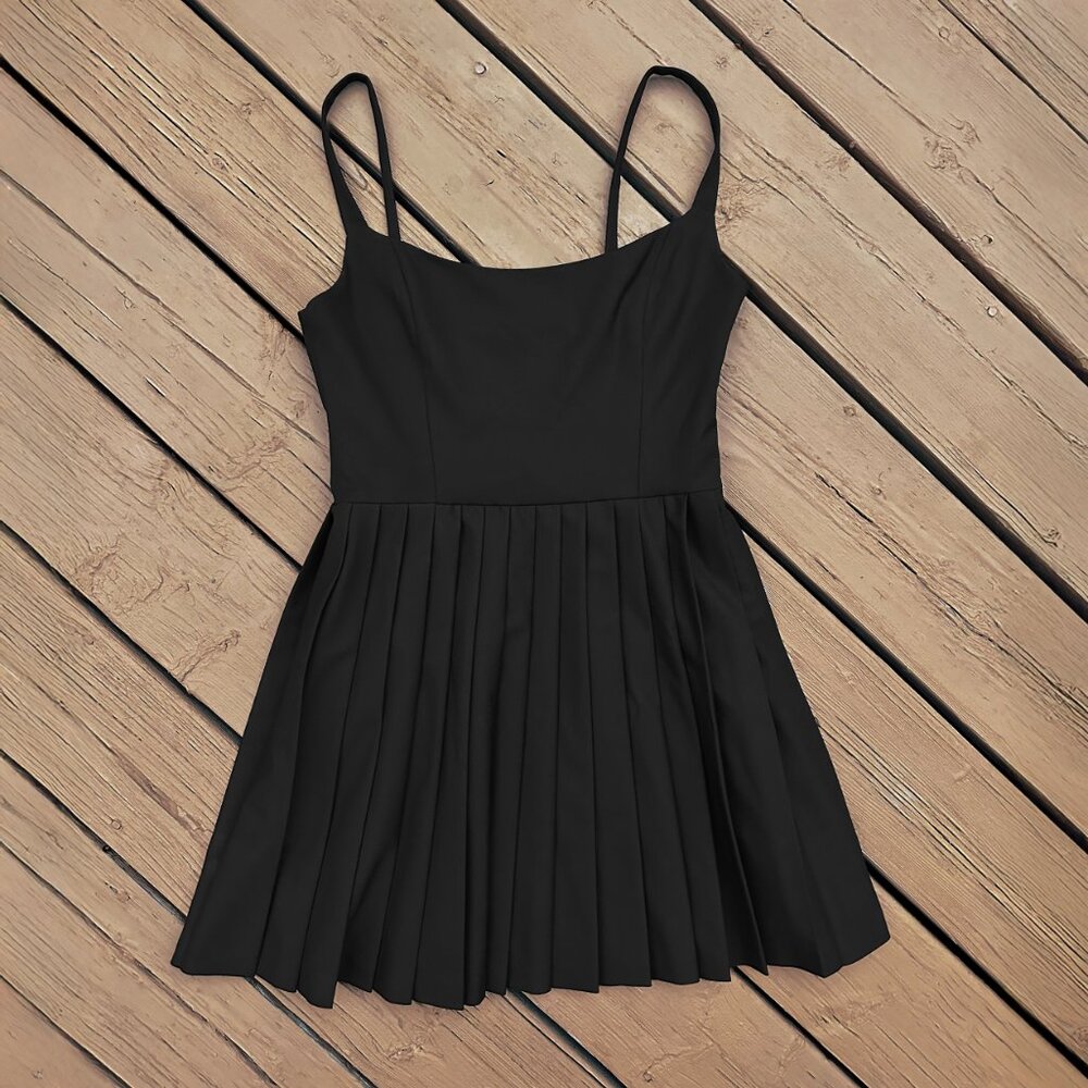 Aritzia Sunday Best Trix Dress in Black - Size 2 / XXS - Picture 5 of 10